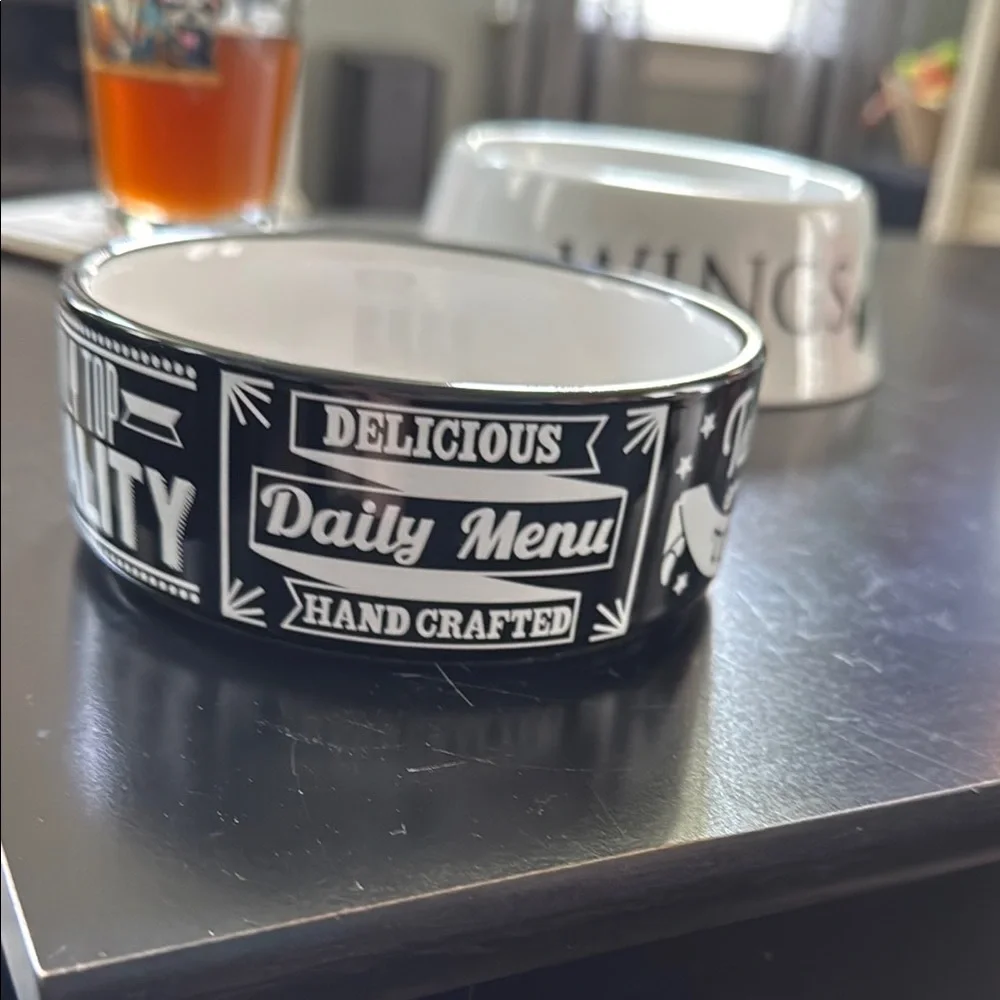 Black and White Pet Bowl